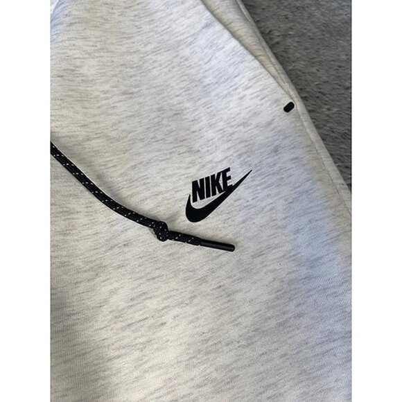 Nike Sportswear Tech Fleece Joggers Size Small Men Birch Heather HV0959-051 - Picture 4 of 7